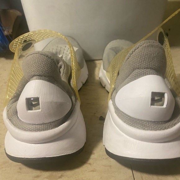 Mens Nike Presto sneakers - Picture 2 of 3